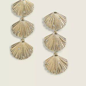 Sea Shell Drop Earrrings